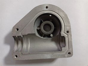 {{photo.Alt || photo.Description || 'Корпус редуктора ST556,655/С3060 правая половина'}}